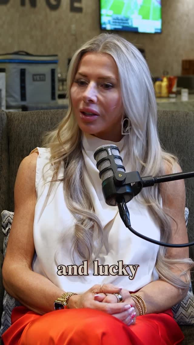 Post 5 by Kimberly Clemente | Aesthetic Injector | Nurse Practitioner on Instagram (video)