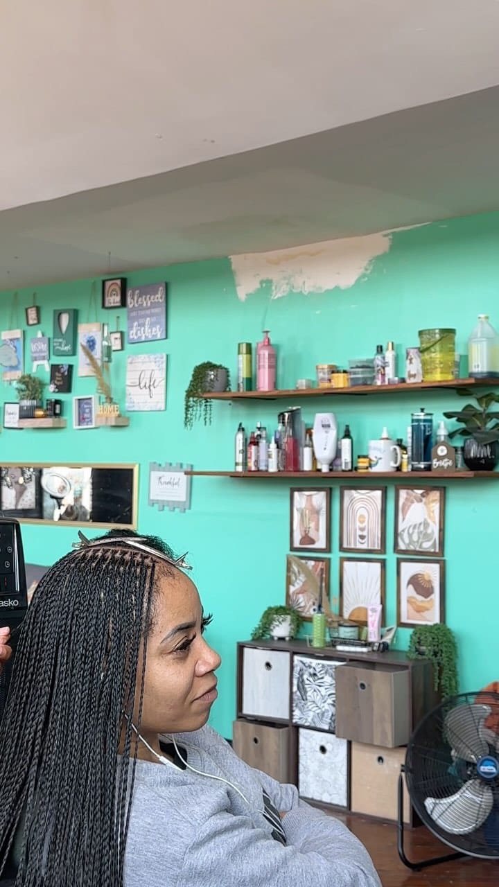 Post 8 by The Braid Basquiat on Instagram (video)