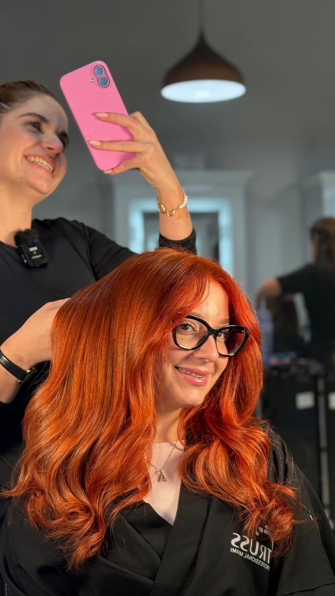 Post 1 by Oli Beauty Salon on Instagram (video)