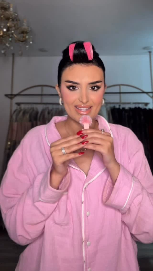 Post 8 by Zeina Gousaid on Instagram (video)