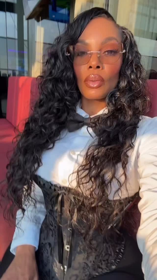 Post 7 by 100% RAW INDIAN TEMPLE HAIR! on Instagram (video)