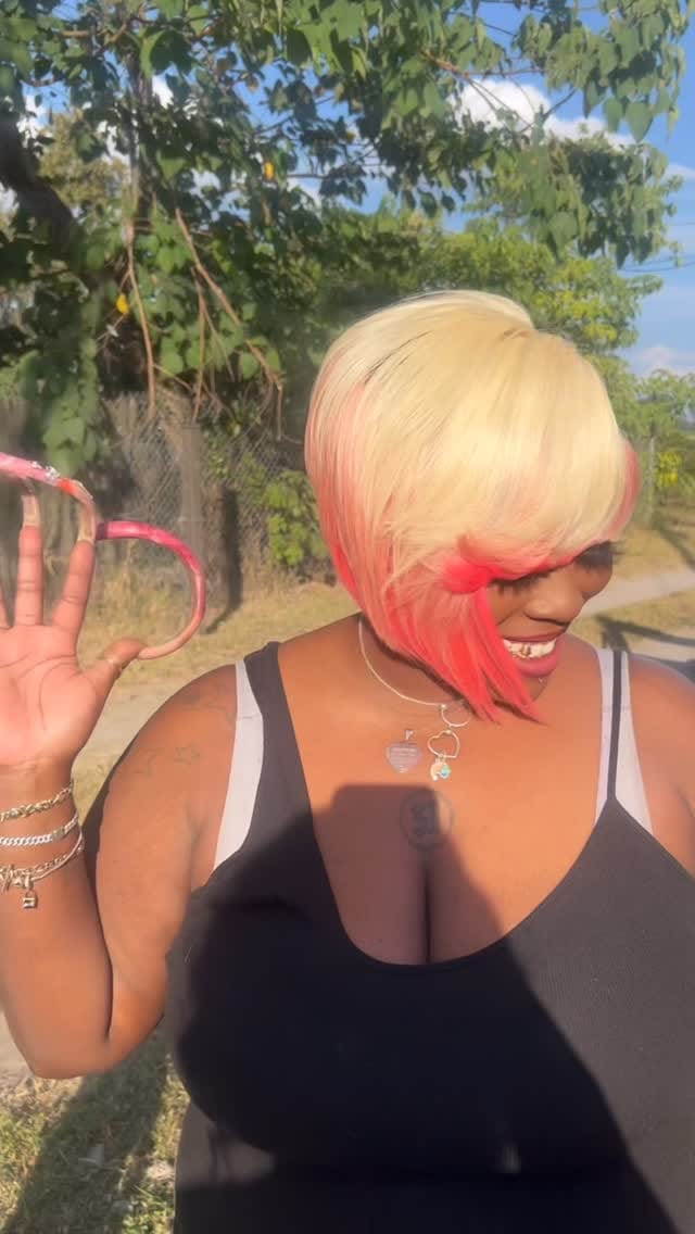 Post 7 by #GirlBoss #Growyourbrand on Instagram (video)