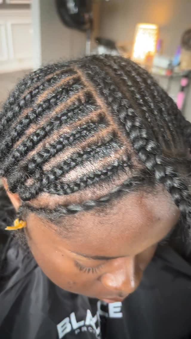 Post 4 by Shardayvia Smith on Instagram (video)