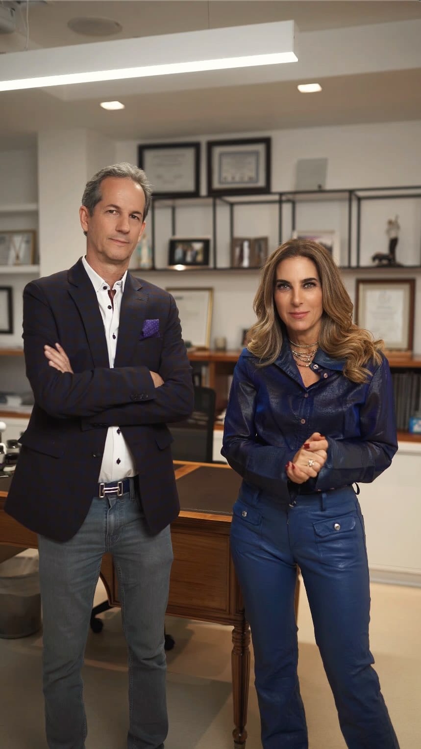 Post 9 by GNQ Antienvejecimiento / Dr. Andrés Lucena on Instagram (video)