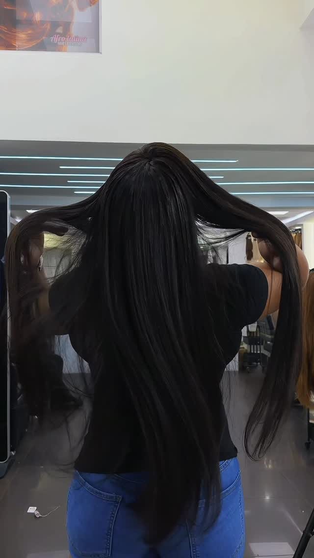 Post 9 by Afro Latina | Extensiones Premium on Instagram (video)