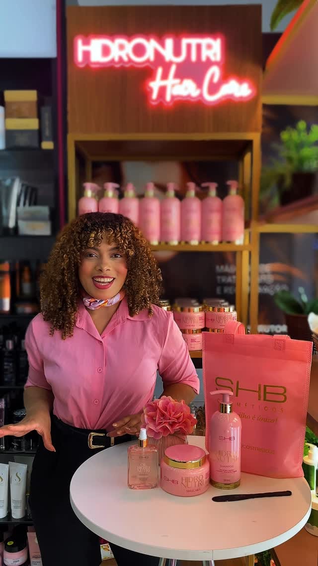 Post 9 by SHB COSMÉTICOS ✨Aqui você brilha !🇧🇷🇫🇷 on Instagram (video)