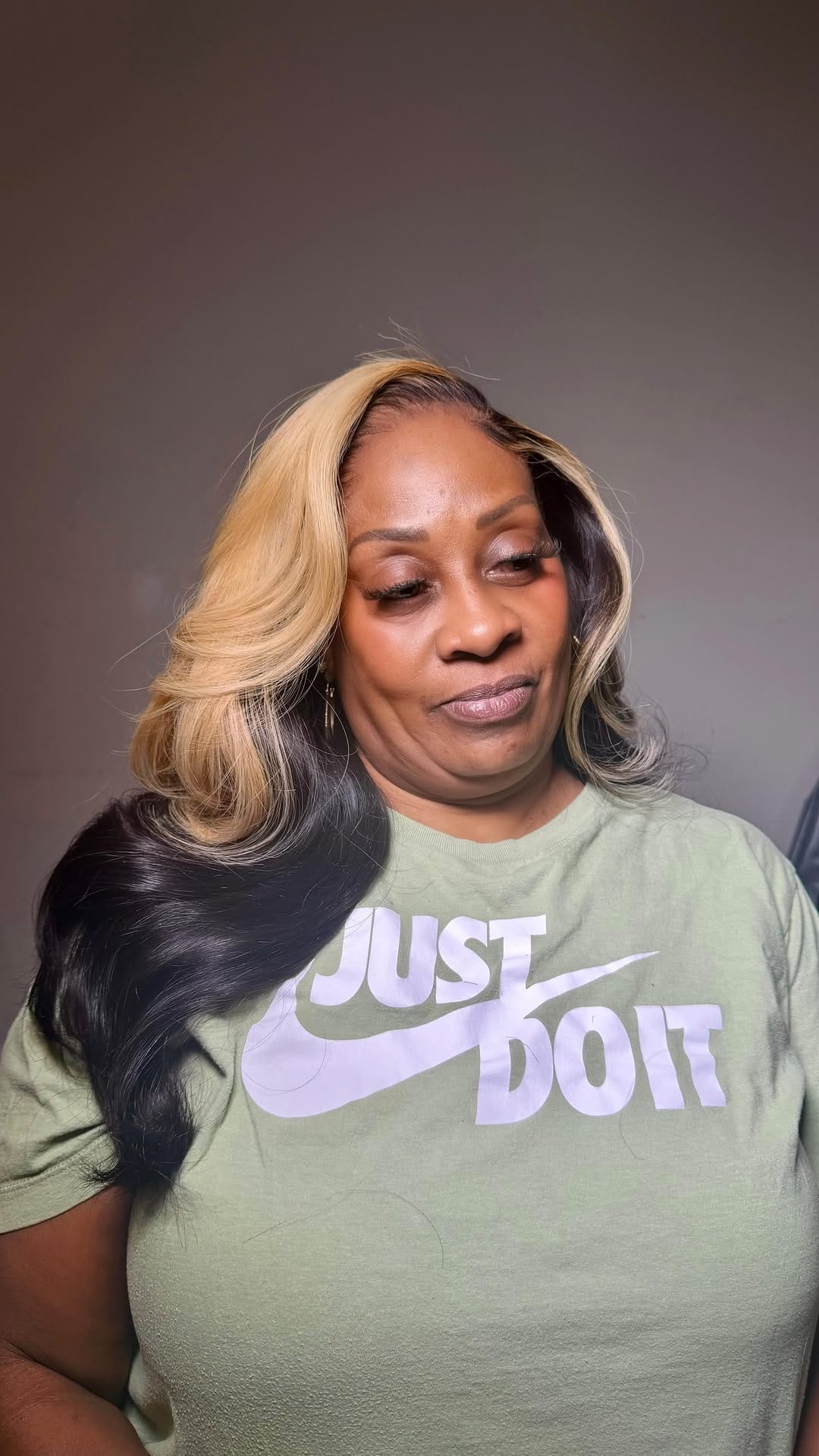 Post 3 by New Orleans LACE SPECIALIST CUSTOM WIGS HAIR PROVIDER on Instagram (video)