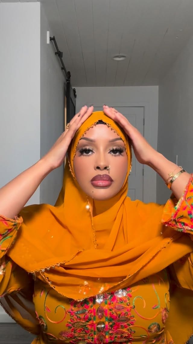 Post 1 by ⠀⠀⠀⠀⠀⠀⠀⠀⠀⠀Makeupbydivadoll on Instagram (video)