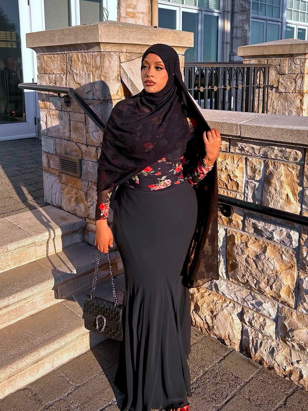 Post 2 by ⠀⠀⠀⠀⠀⠀⠀⠀⠀⠀Makeupbydivadoll on Instagram (carousel)