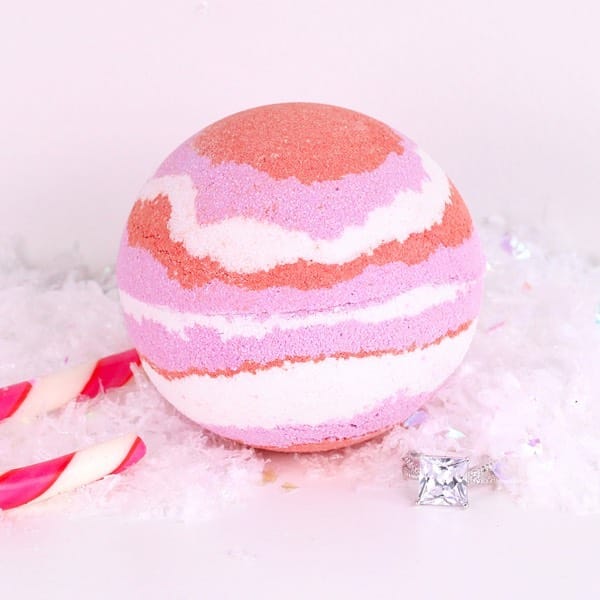Post 10 by Pearl Bath Bombs on Instagram (image)