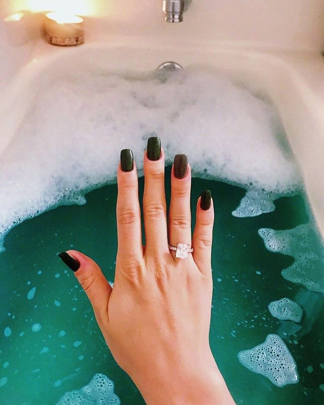 Post 8 by Pearl Bath Bombs on Instagram (carousel)
