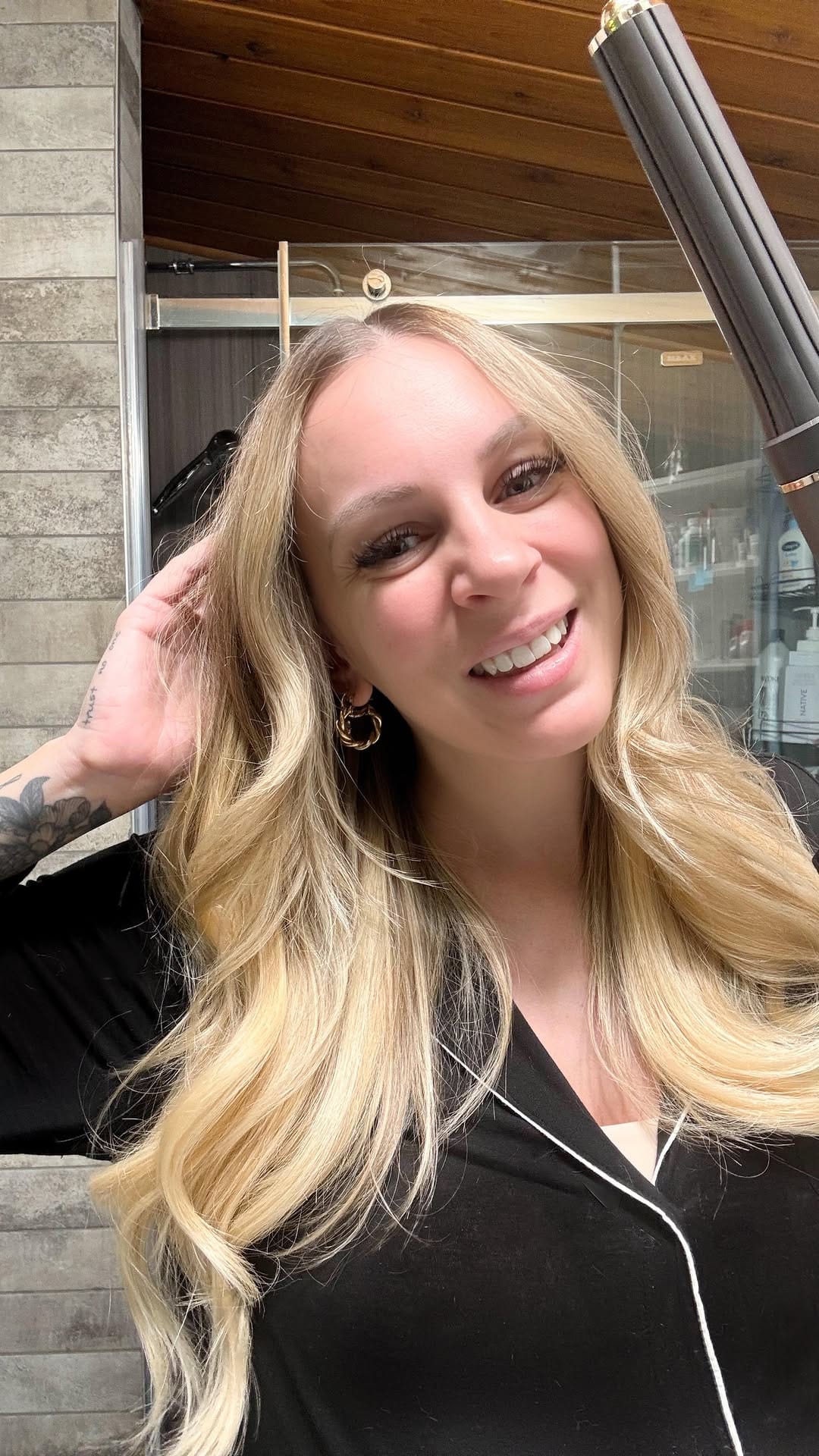 Post 8 by Aria Beauty ™ Hair Tools on Instagram (video)