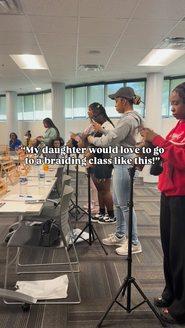 Post 3 by Braider & Braiding Instructor on Instagram (video)