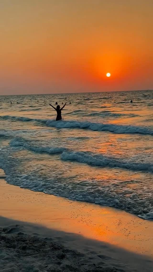 Post 2 by Rasha Akroush 🧿 on Instagram (video)