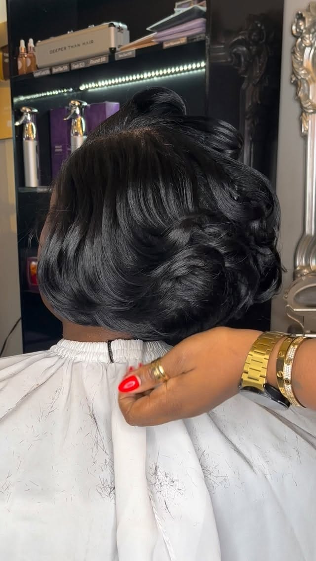 Post 2 by DEEPER THAN HAIR™️ on Instagram (video)