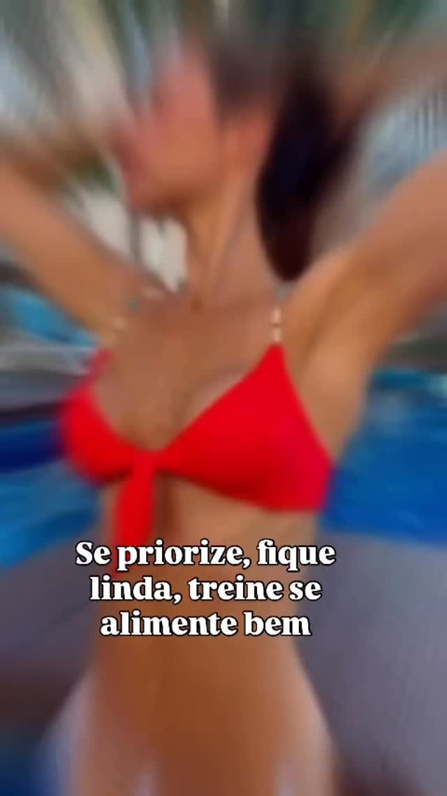 Post 3 by Camila Sachs on Instagram (video)