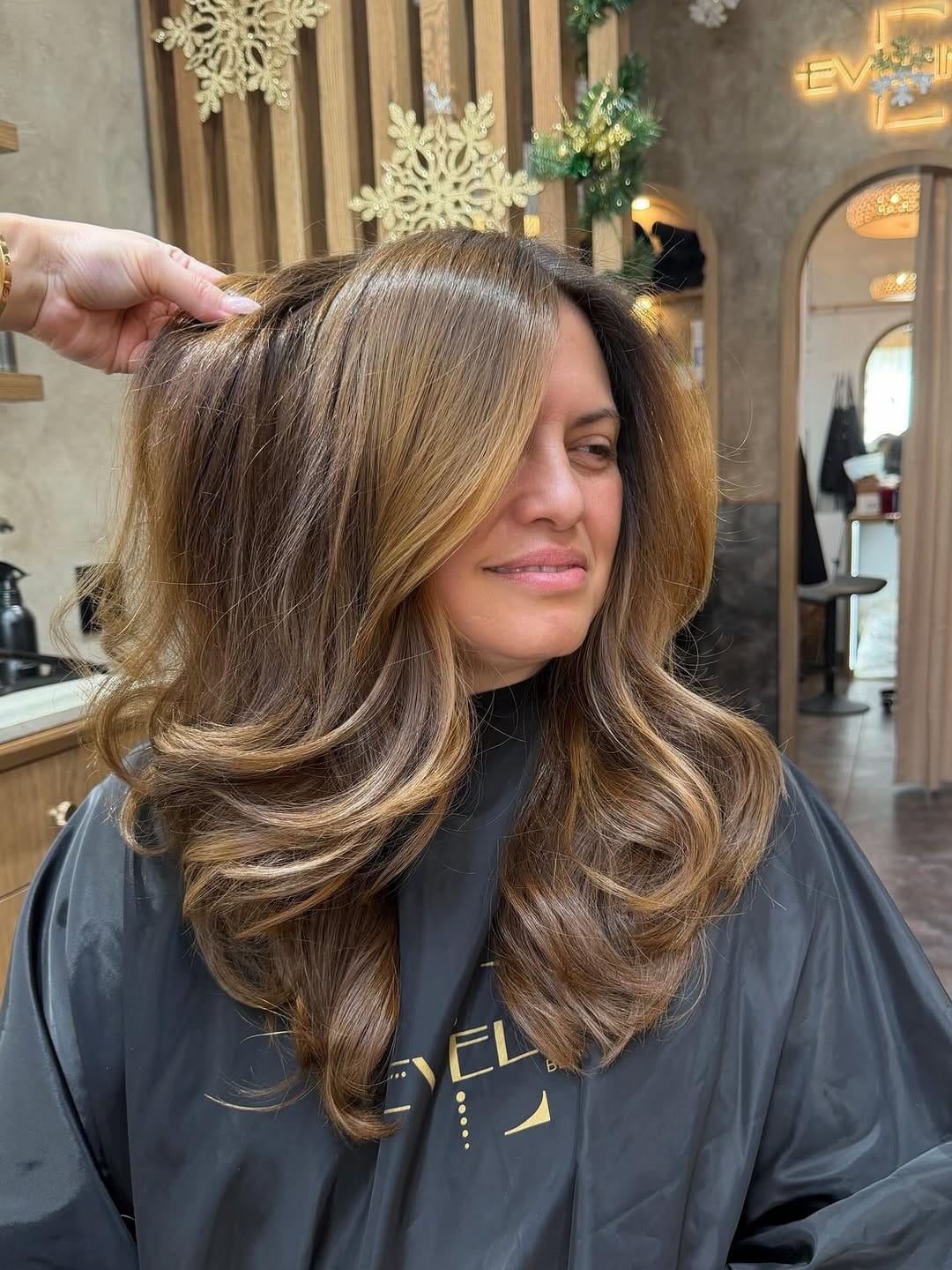 Post 3 by ≋ COLOR & EXTENSION EXPERT ≋ on Instagram (carousel)