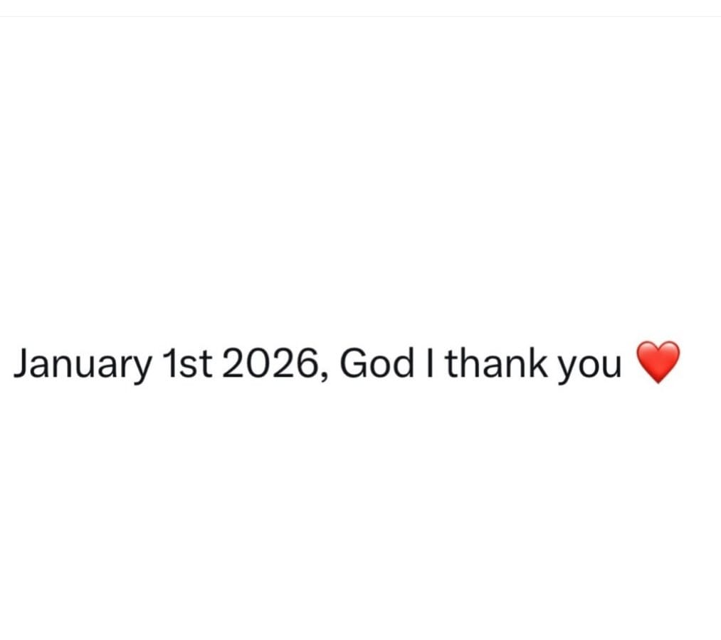 Post 4 by Yo Favorite Loctician on Instagram (image)
