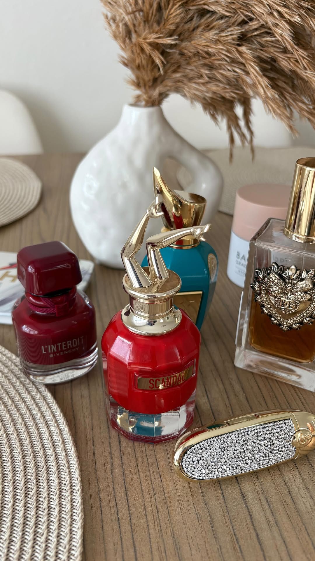 Post 4 by Amerika🇺🇸/Luxury Beauty🦢 on Instagram (video)
