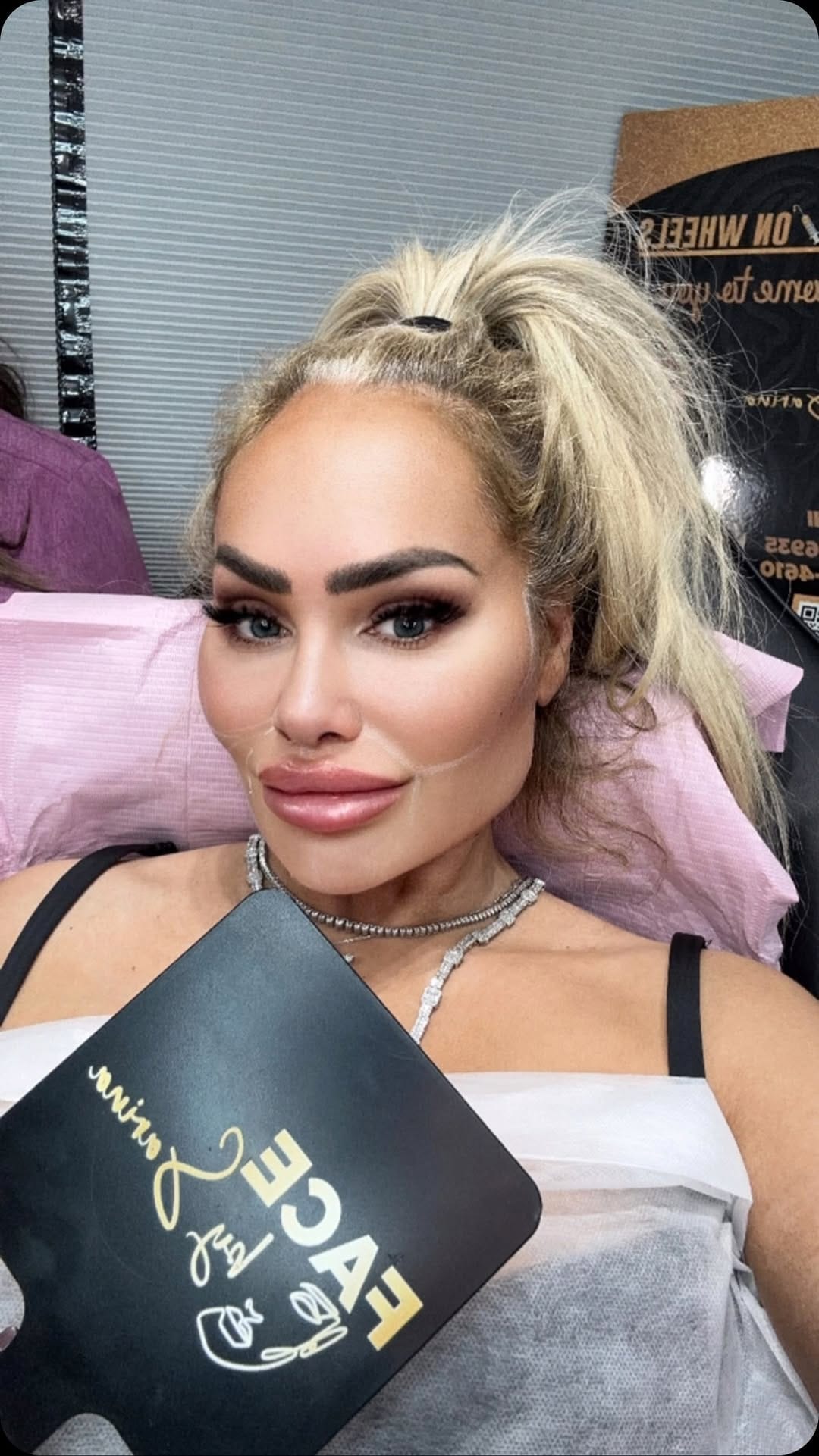 Post 8 by Sarina Kaziyeva | Award-Winning Celebrity Practitioner 🏆 on Instagram (video)