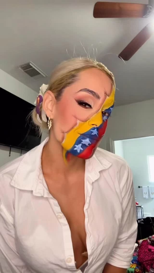 Post 2 by L I S B E T H  C A S A N O V A on Instagram (video)