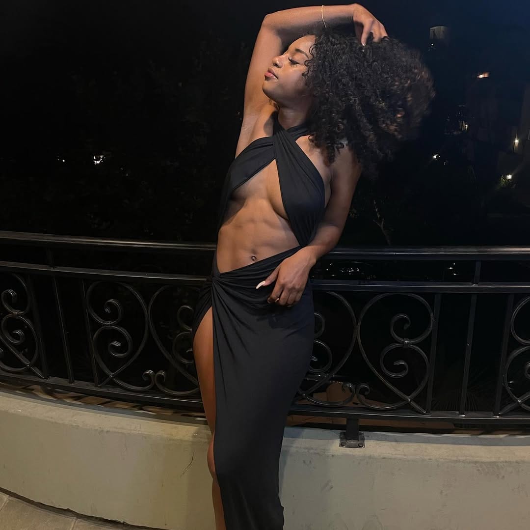 Post 10 by Jasmin 🫶🏾 on Instagram (carousel)