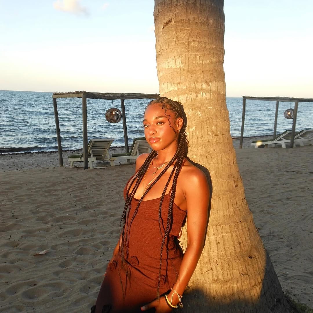 Post 4 by Jasmin 🫶🏾 on Instagram (carousel)
