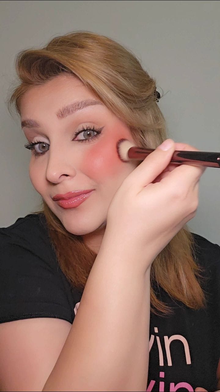 Post 2 by 🎀 Sara 🎀 on Instagram (video)