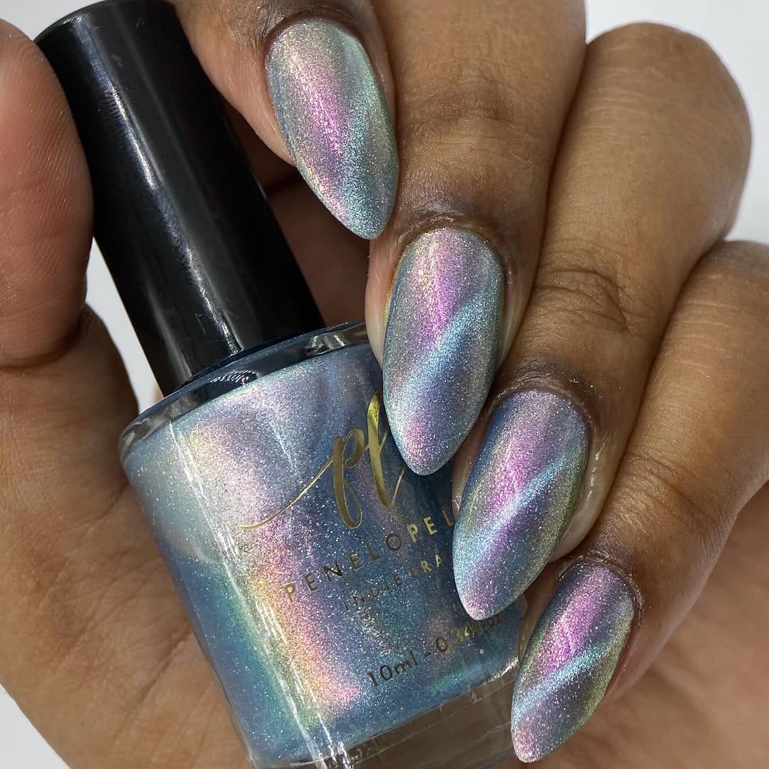 Post 2 by Esmaltes Penélope Luz on Instagram (carousel)