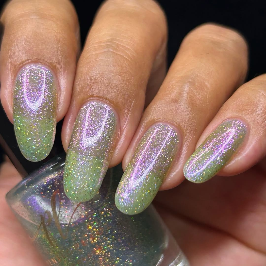 Post 7 by Esmaltes Penélope Luz on Instagram (carousel)