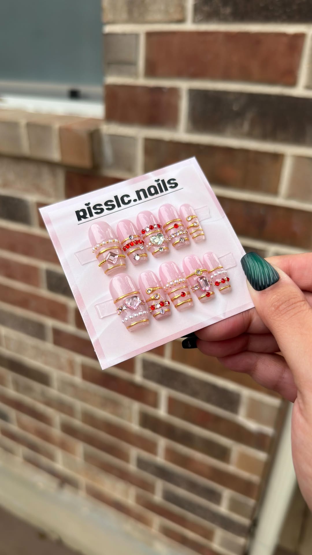 Post 2 by Riss | Luxury Press On Nails on Instagram (video)