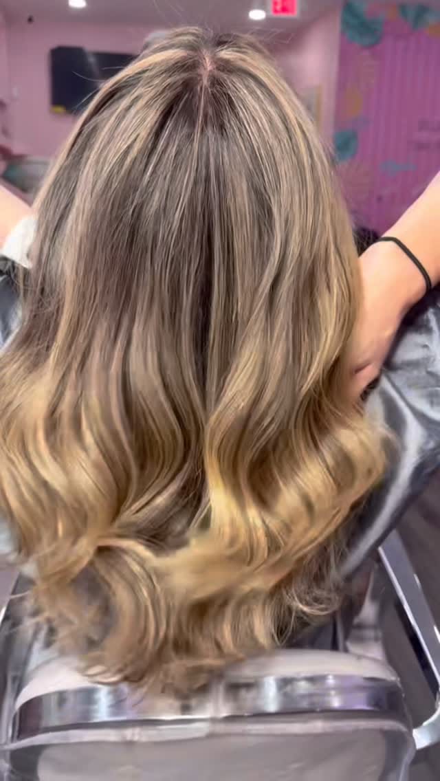 Post 7 by DEJA VU ®️ on Instagram (video)