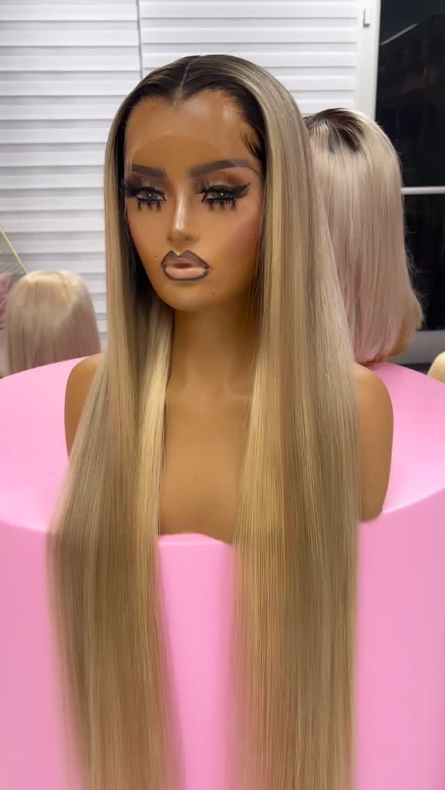 Post 5 by 🙋🏽‍♀️RICH GIRLS BEAUTY SALON💆💅 on Instagram (video)
