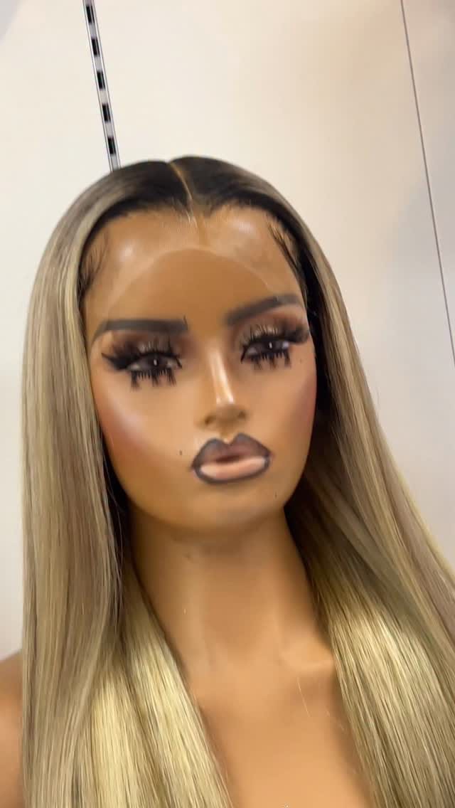Post 8 by 🙋🏽‍♀️RICH GIRLS BEAUTY SALON💆💅 on Instagram (video)