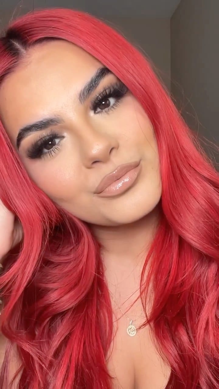 Post 8 by VANESSA FLORES 🦋 on Instagram (video)