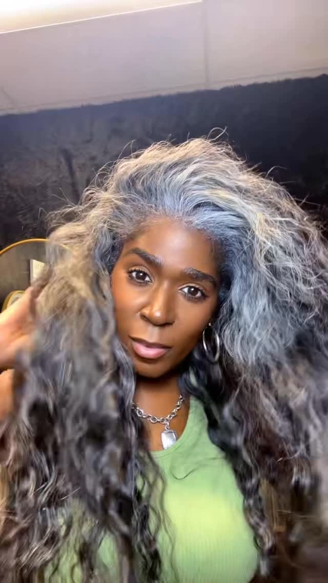 Post 5 by Mynamezenda on Instagram (video)