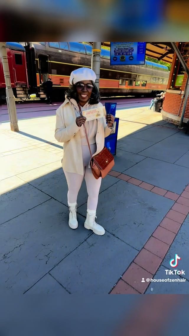 Post 9 by Mynamezenda on Instagram (video)