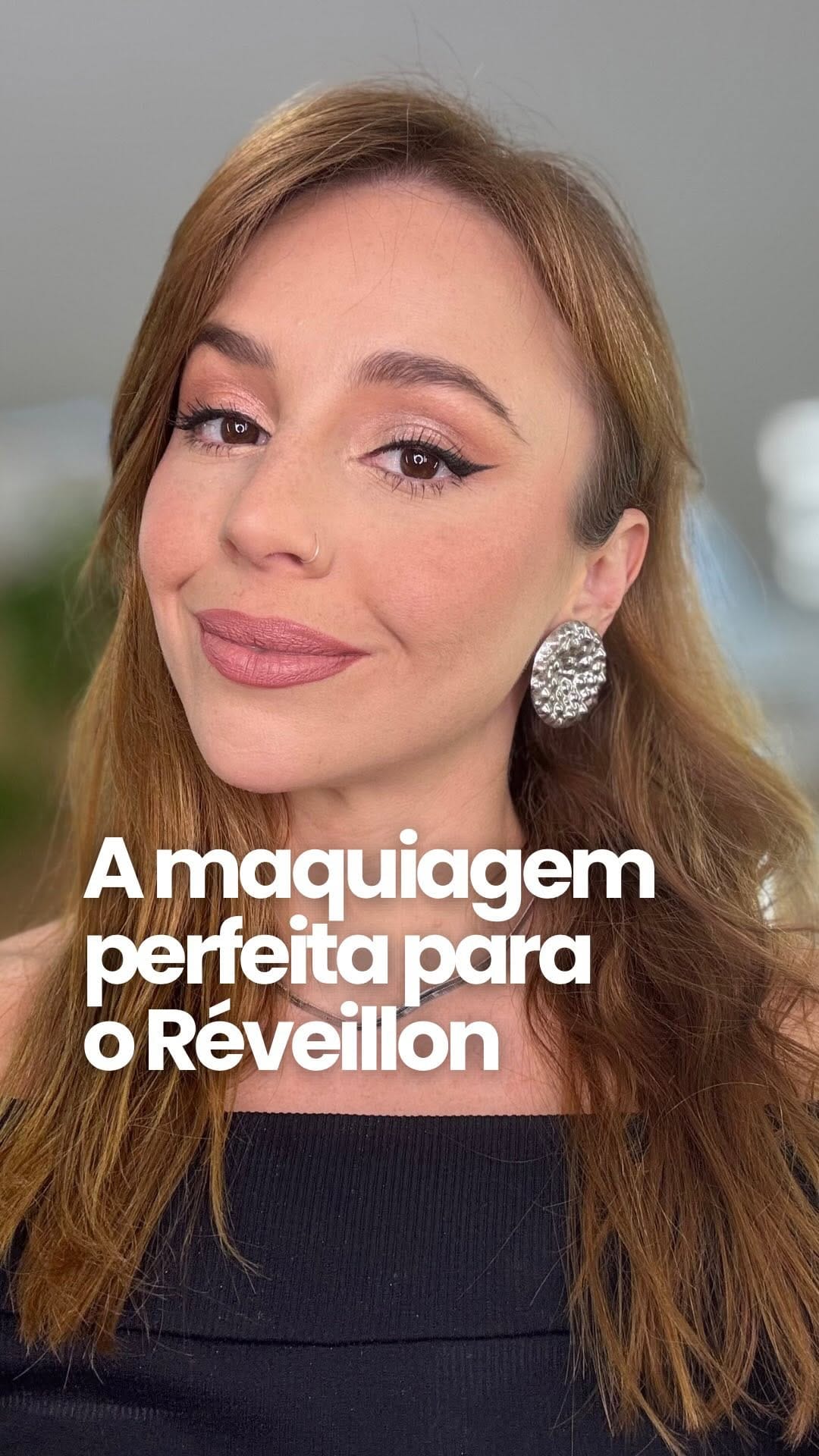 Post 5 by Faces Make Up on Instagram (video)