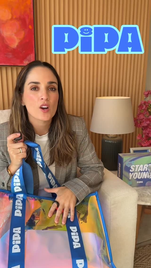 Post 8 by PIPA on Instagram (video)