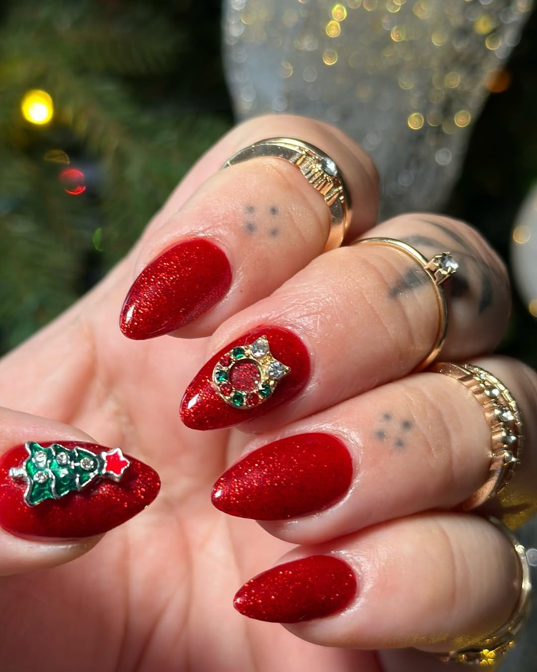 Post 3 by modnails on Instagram (carousel)