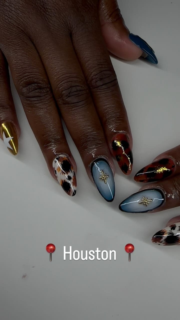 Post 3 by Nail Gawd on Instagram (video)