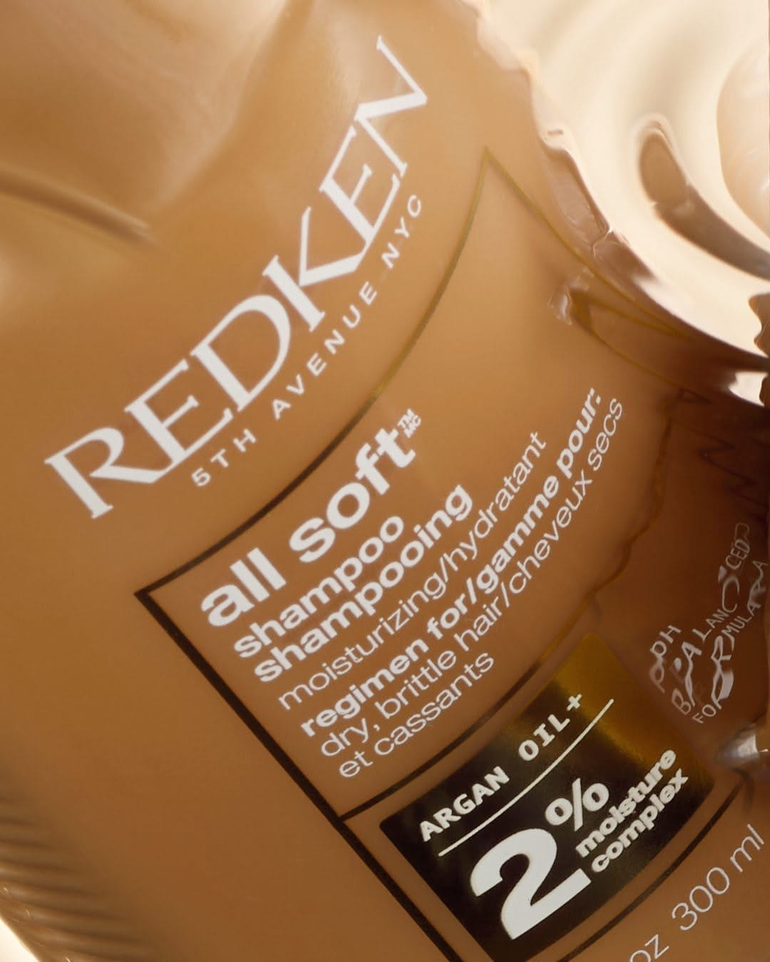 Post 4 by Redken on Instagram (image)