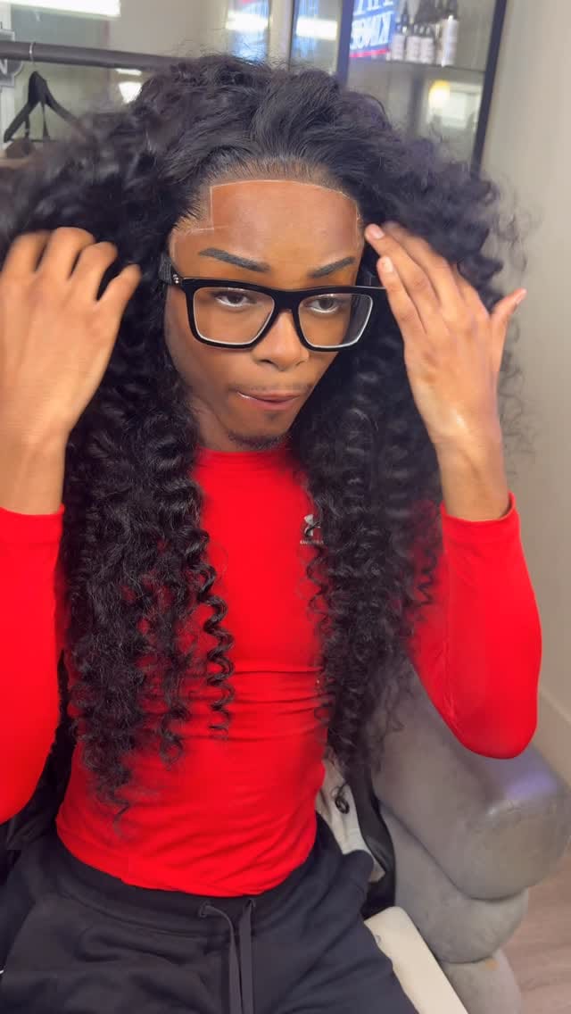 Post 6 by LA hair stylist | LA Wigs | Celebrity Hairstylist | LA manweave on Instagram (video)