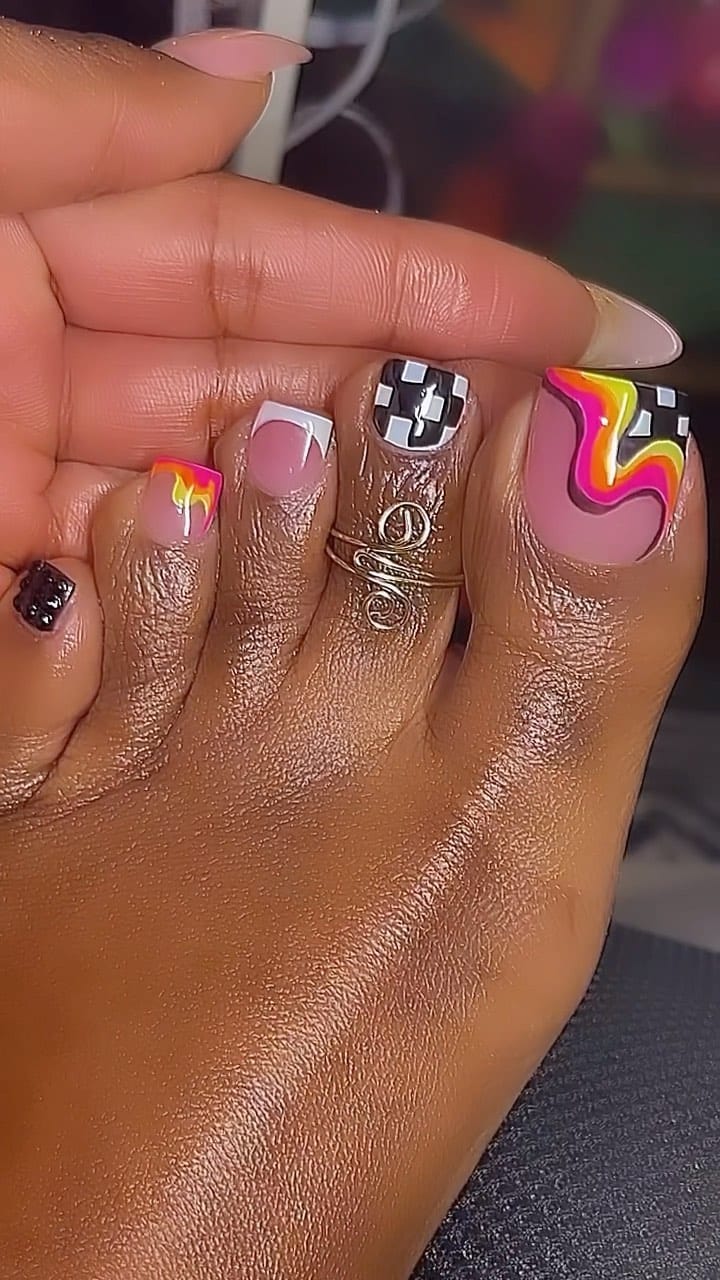Post 10 by Raymeshia Williams on Instagram (video)