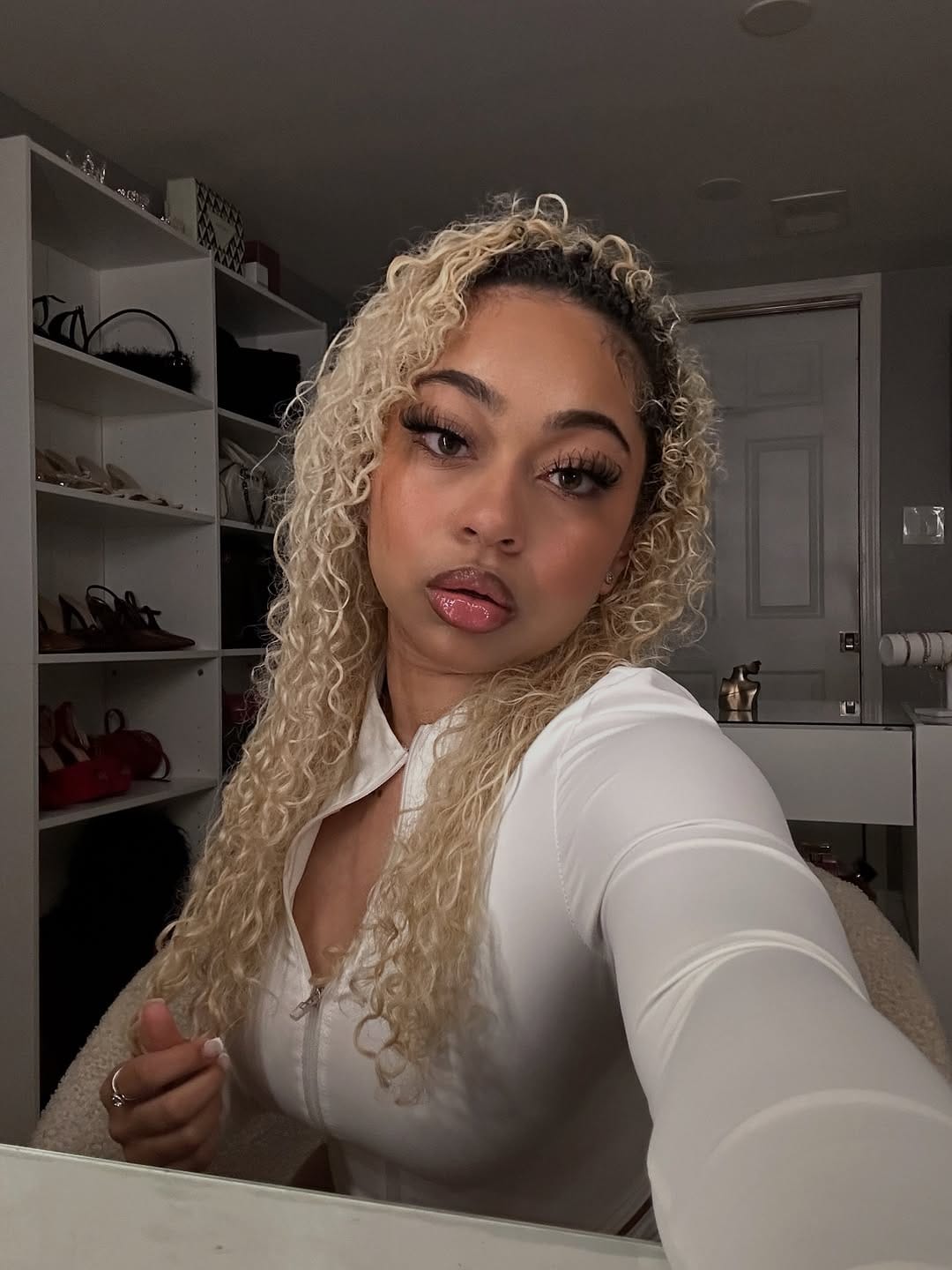 Post 1 by 𝓁𝓊𝒸𝓎 𝒸𝒶𝓇𝓂𝑒𝓃 on Instagram (carousel)