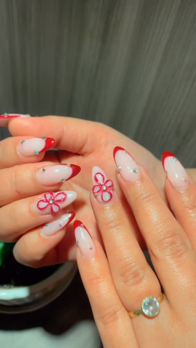 Post 5 by Ananeke Beauty Salon and Spa on Instagram (video)