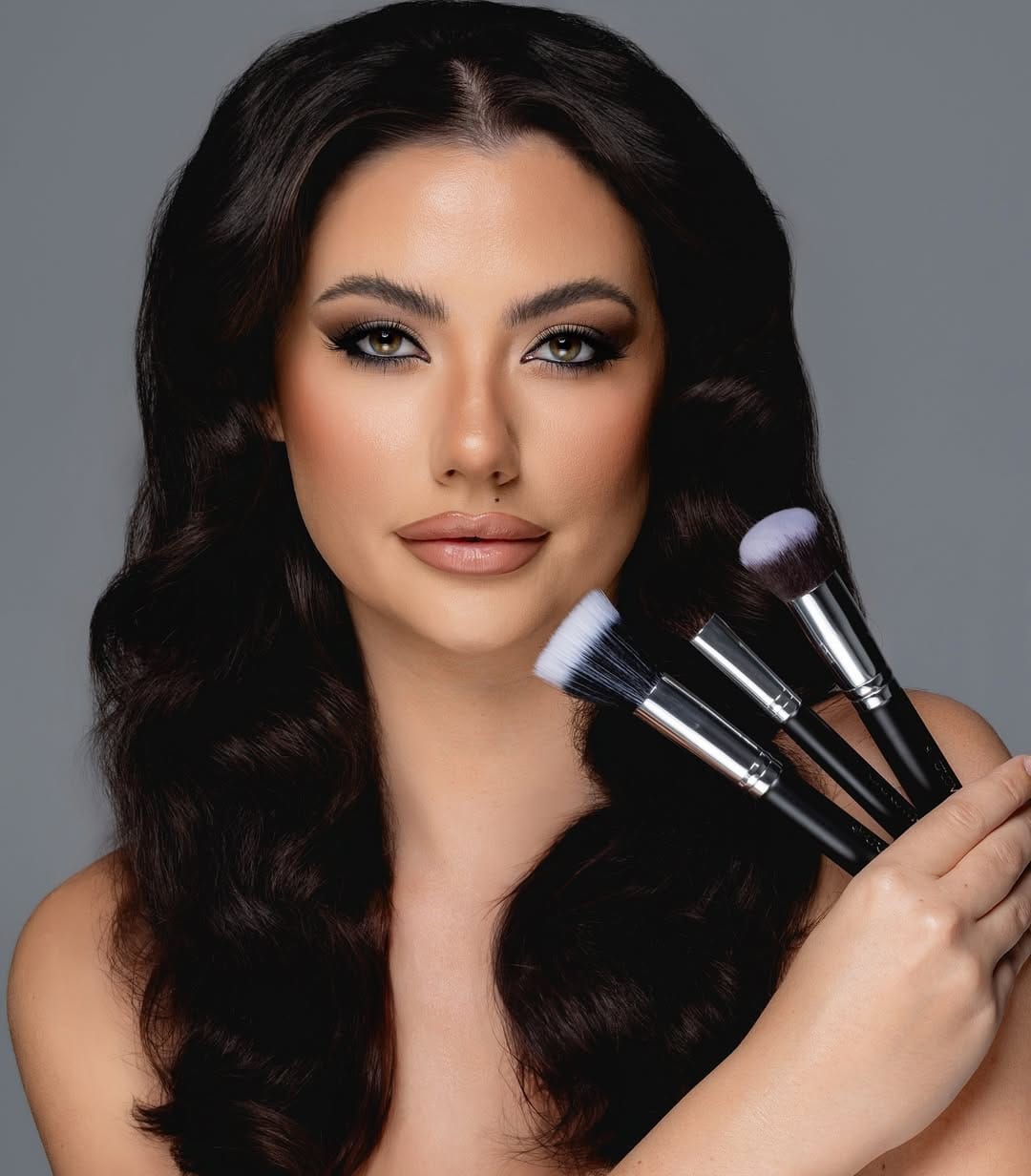 Post 8 by Crown Brush on Instagram (image)