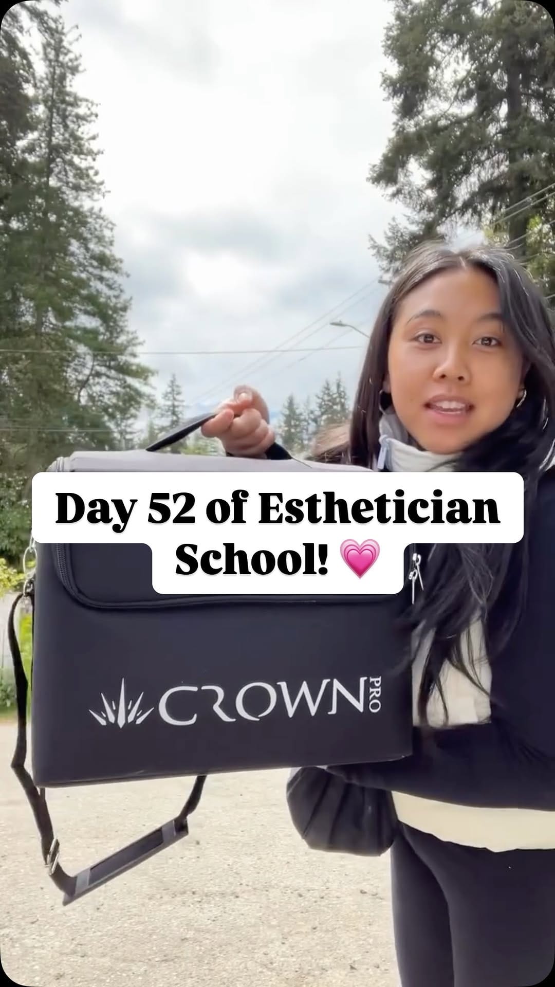 Post 3 by Crown Brush on Instagram (video)