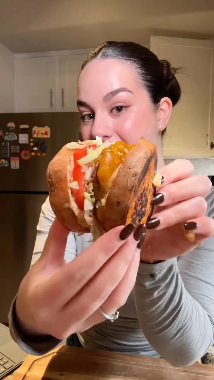 Post 2 by Mari Steffany Siracusa on Instagram (video)