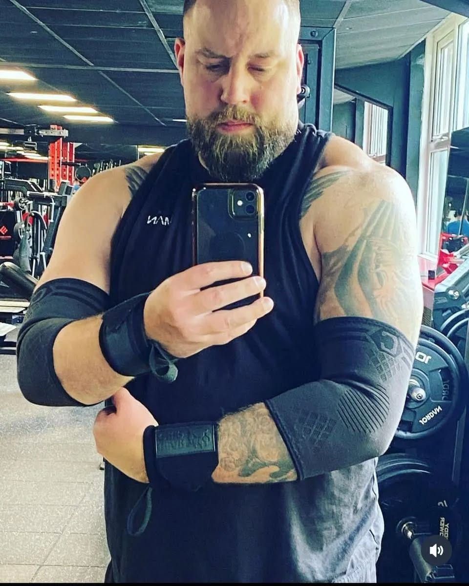 Post 7 by gym_4.fit on Instagram (carousel)